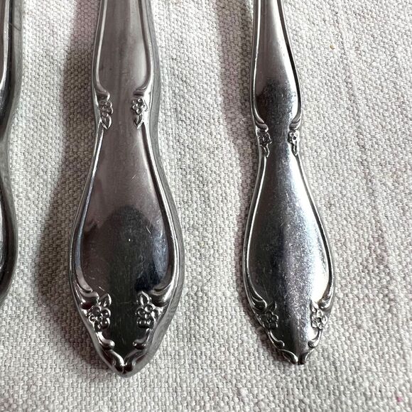 4pc Knives Fork Silverware Oneida Community Chatelaine Stainless Steel Flatware - Picture 3 of 5